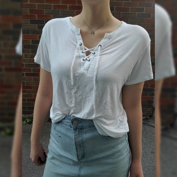 White Tie T-Shirt - Picture 1 of 3